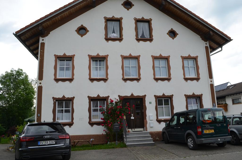 Die Dirndlkoenigin Grunenbach Exterior photo